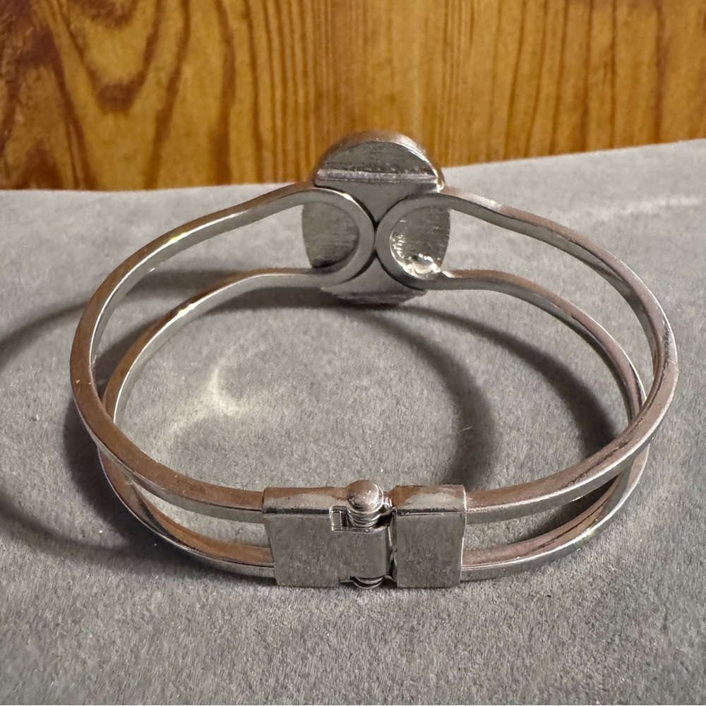 Statement Silver Tone Oval Agate Hinged Bracelet - image 2